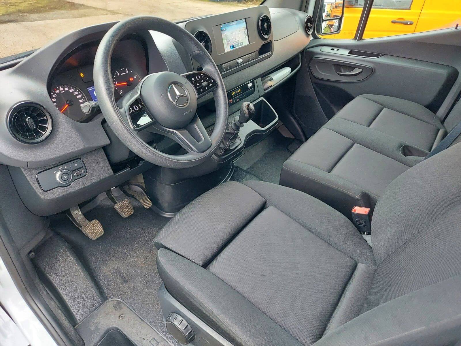 
										Mercedes-Benz Sprinter III Maxi 317 full									
